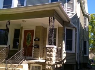 228 N 38th St, Milwaukee, WI 53208