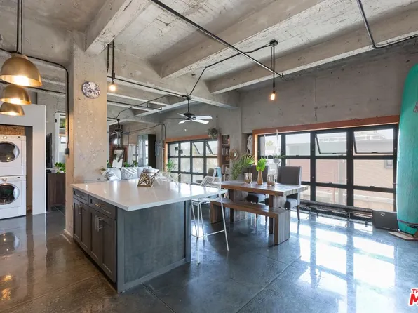 100 W 5th St, Long Beach, CA