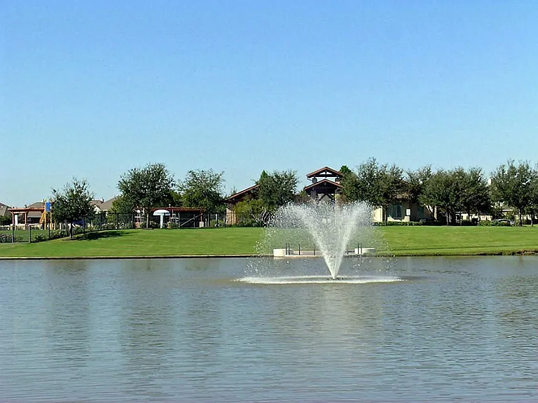 20931 Flower Croft Ct — Photo 45