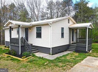 1093 Old Wolf Creek Rd, Mineral Bluff, GA 30559