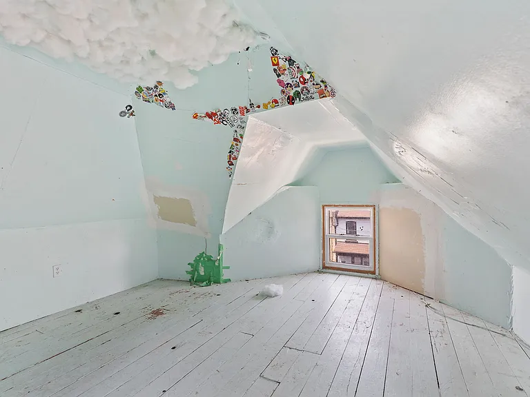 40 Ashley St — Photo 17