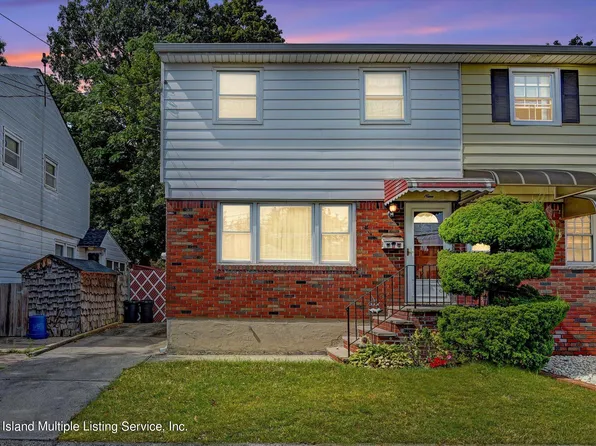 9 Zoe St, Staten Island, NY 10305