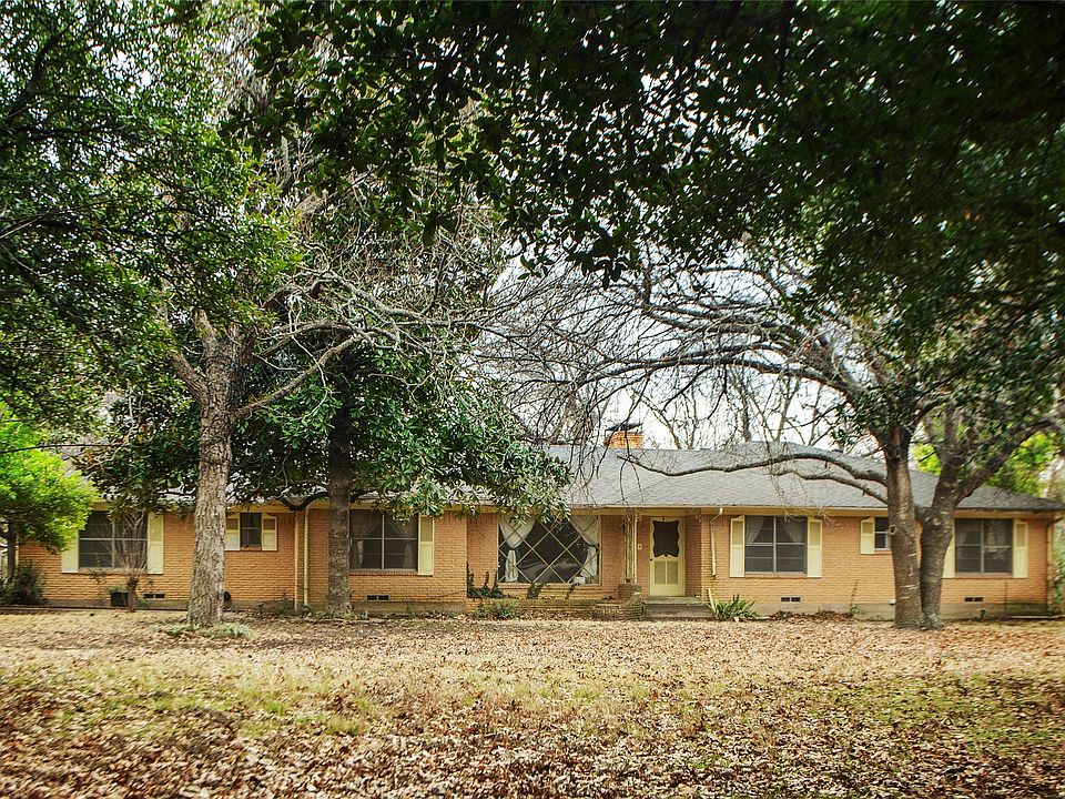 1st image of 1608 N Houston School Rd