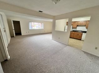 3 April Ln #1, Lexington, MA 02421