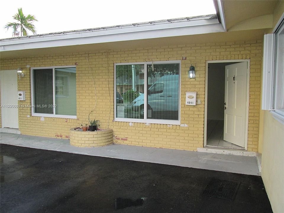 1st image of 4841 Bayview Dr Unit 1-2
