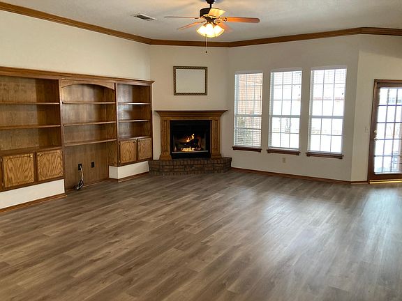 2nd image of 3101 SW 125th St
