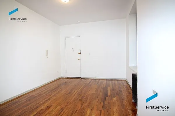 Rented by FirstService Realty (legacy) | media 2