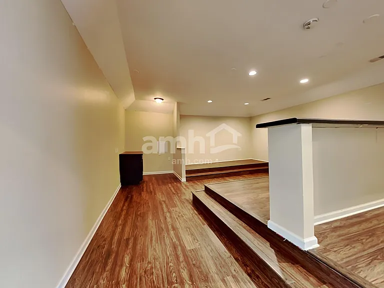 1245 Potter Ave — Photo 32