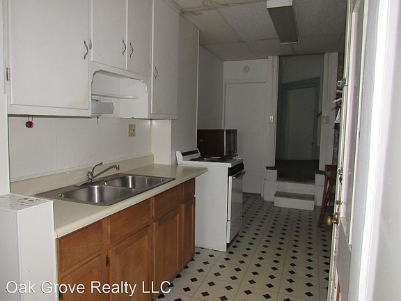 2nd image of 146 N 9th St #5325485