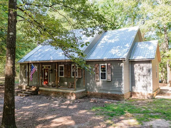 47 Estate Dr, Fort Gaines, GA 39851