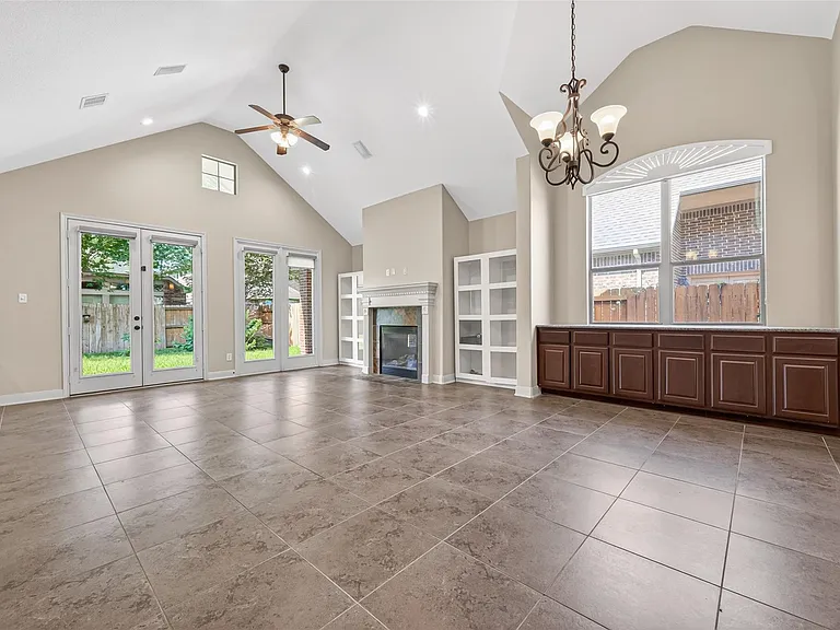 17311 Quiet Shores Dr — Photo 8
