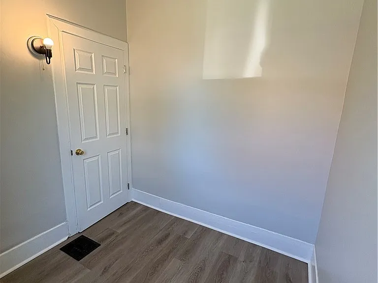 155 Lafayette Ave — Photo 22