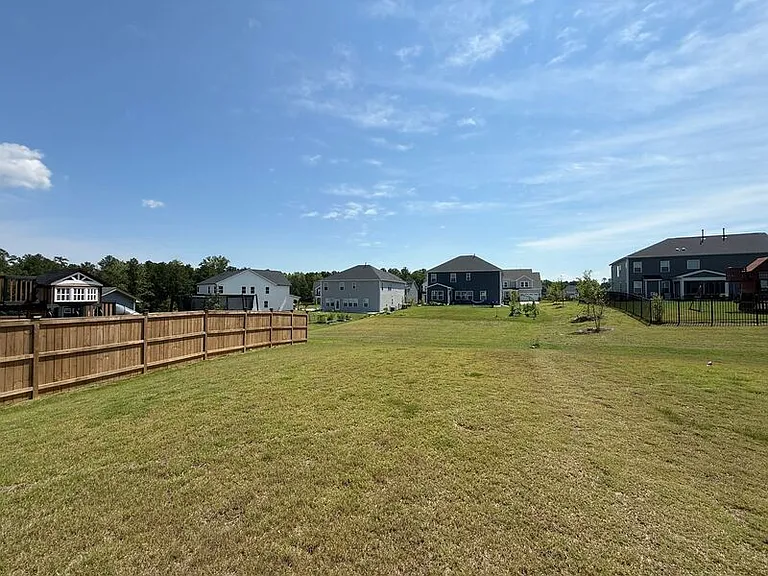 113 Hiddenite Pl — Photo 38