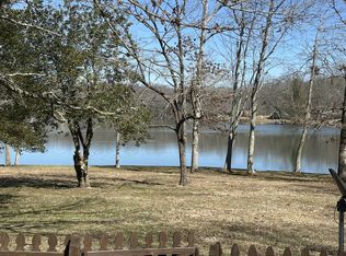 131 Pine Tree Cir, Crossville, TN 38571