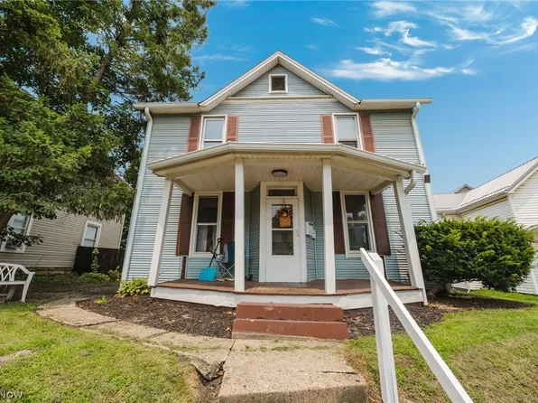 866 Main St #A, Coshocton, OH 43812