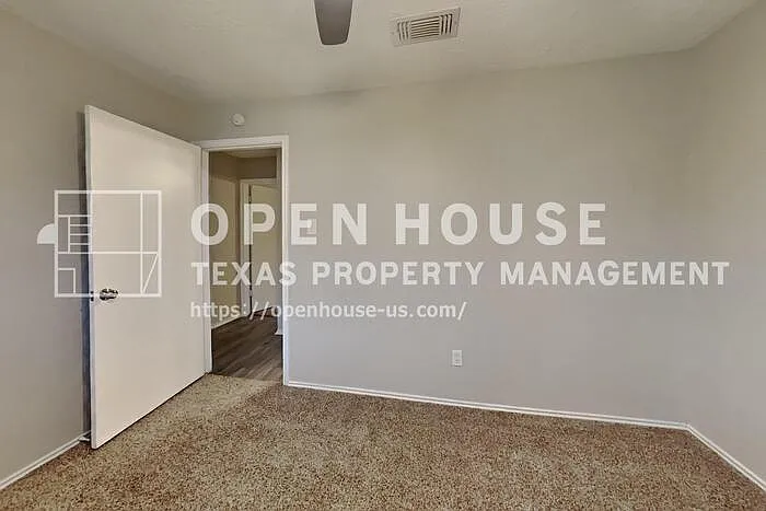 11914 Osage Park Dr — Photo 15
