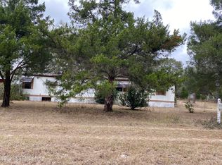 106 Pecan Ln, Interlachen, FL 32148