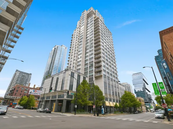 200 W Grand Ave APT 2700, Chicago, IL 60654
