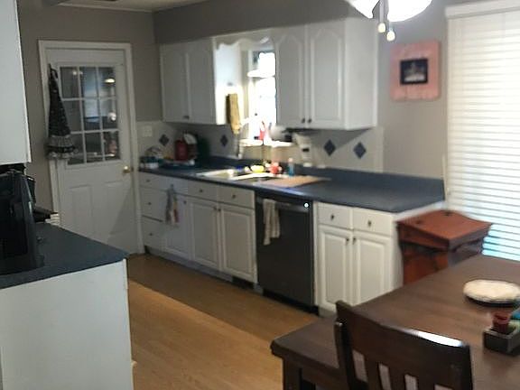 5th image of 1609 Frankie Ln