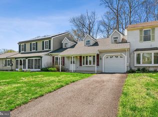 61 Wynnewood Dr, Voorhees, NJ