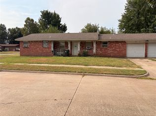 608 Mark Ave, Yukon, OK 73099