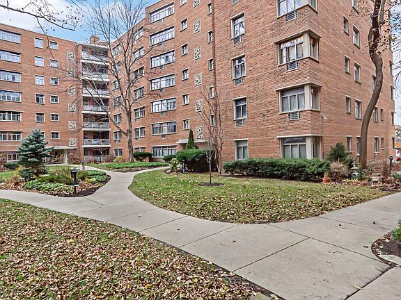 2nd image of 1866 Sherman Ave APT 4NC