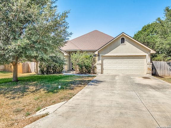 2nd image of 15723 GLENN LN