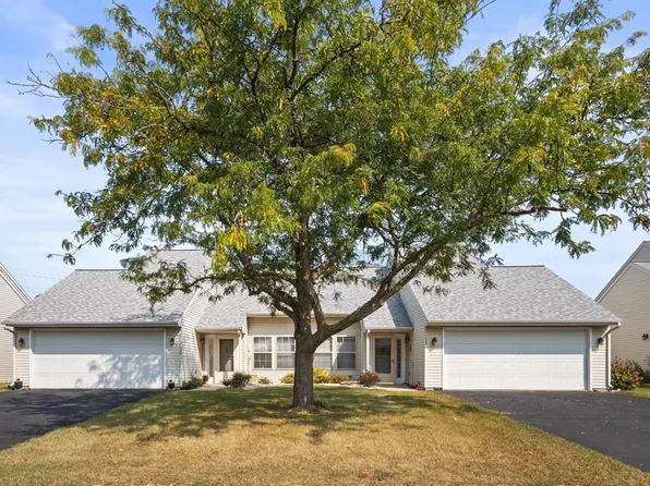 549 E Slifer St, Portage, WI 53901