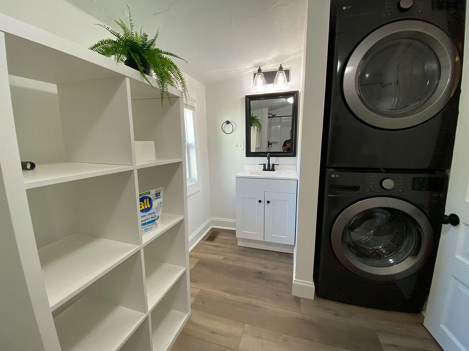 3 bed, 2.0 bath, 1068 sqft, $875 — Photo 4
