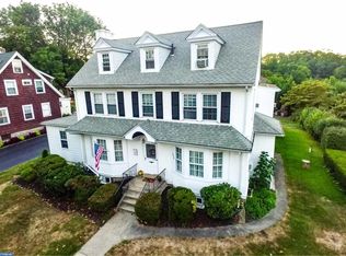 236 N Rolling Rd, Springfield, PA 19064