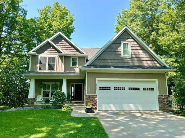 4627-4626 Hilltop Ct, Caledonia, MI 49316