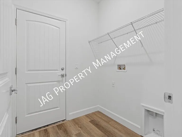 3 Pickering Dr — Photo 1