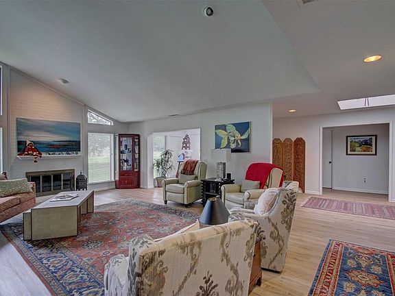 5th image of 841 Havenwood Ln S