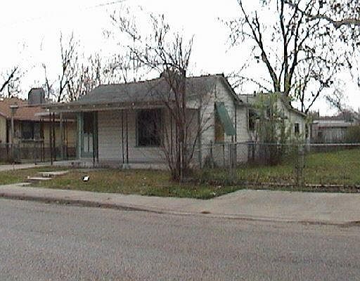 3rd image of 652 HUMBOLDT AVE