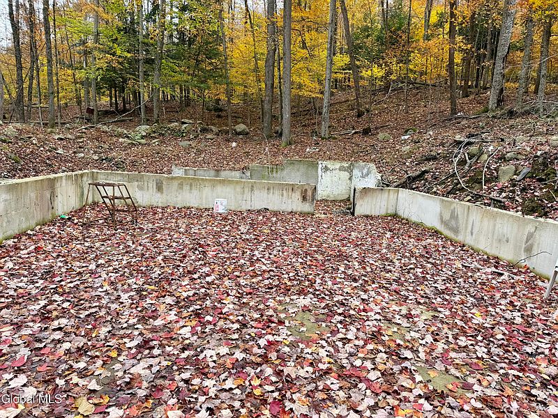 2nd image of 75 Carey Road