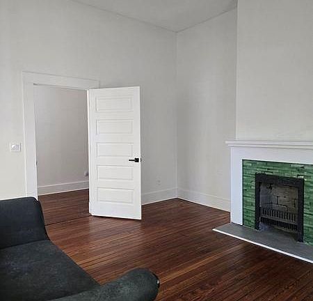 3rd image of 1709 Rembert Ave