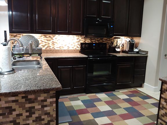 Kitchen with under cabinet lighting