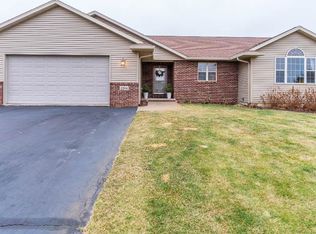 2204 Seville Rd, Kronenwetter, WI 54455
