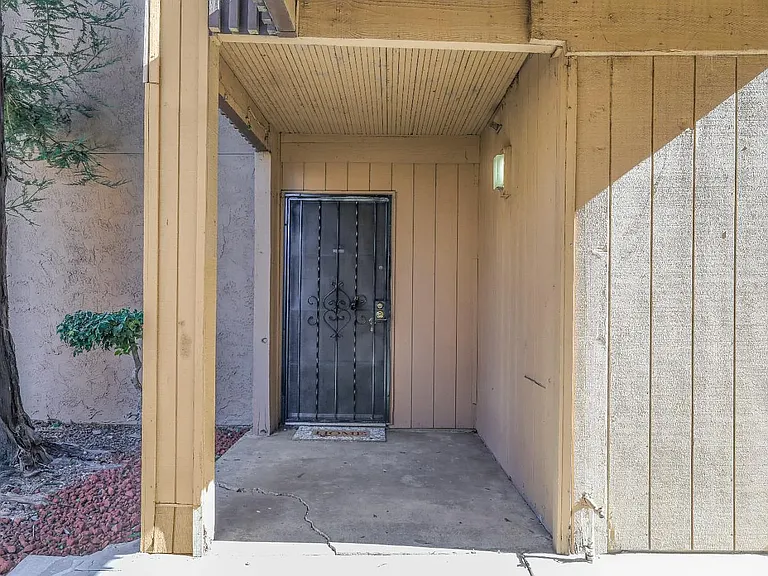 4332 Pacific Ave #25 — Photo 2