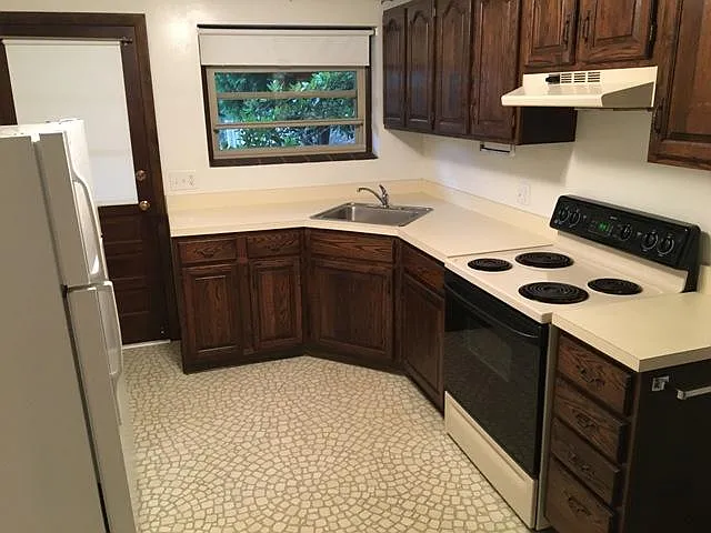 255 Harbor St — Photo 10