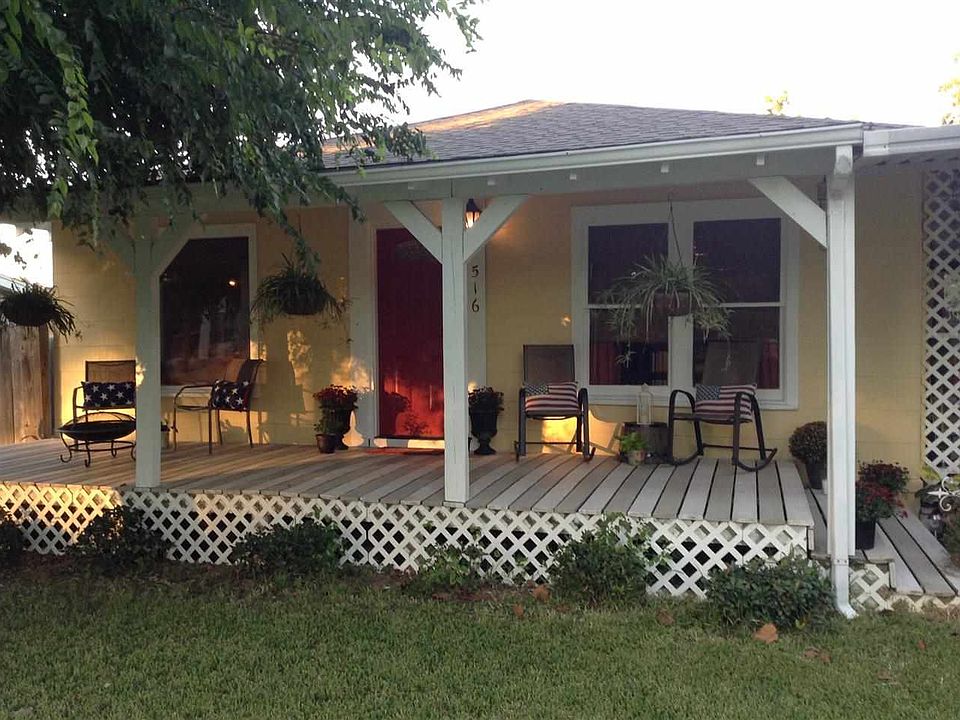 1st image of 516 N 10th St