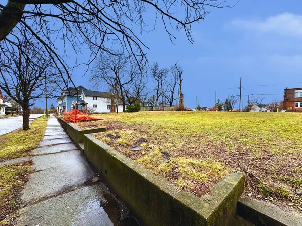 28 N Gladstone Ave, Indianapolis, IN 46201