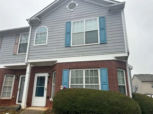 2853 Walden Lake Bnd, Decatur, GA 30035