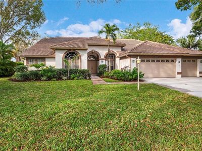 2109 Mission Dr, Naples, FL, 34109