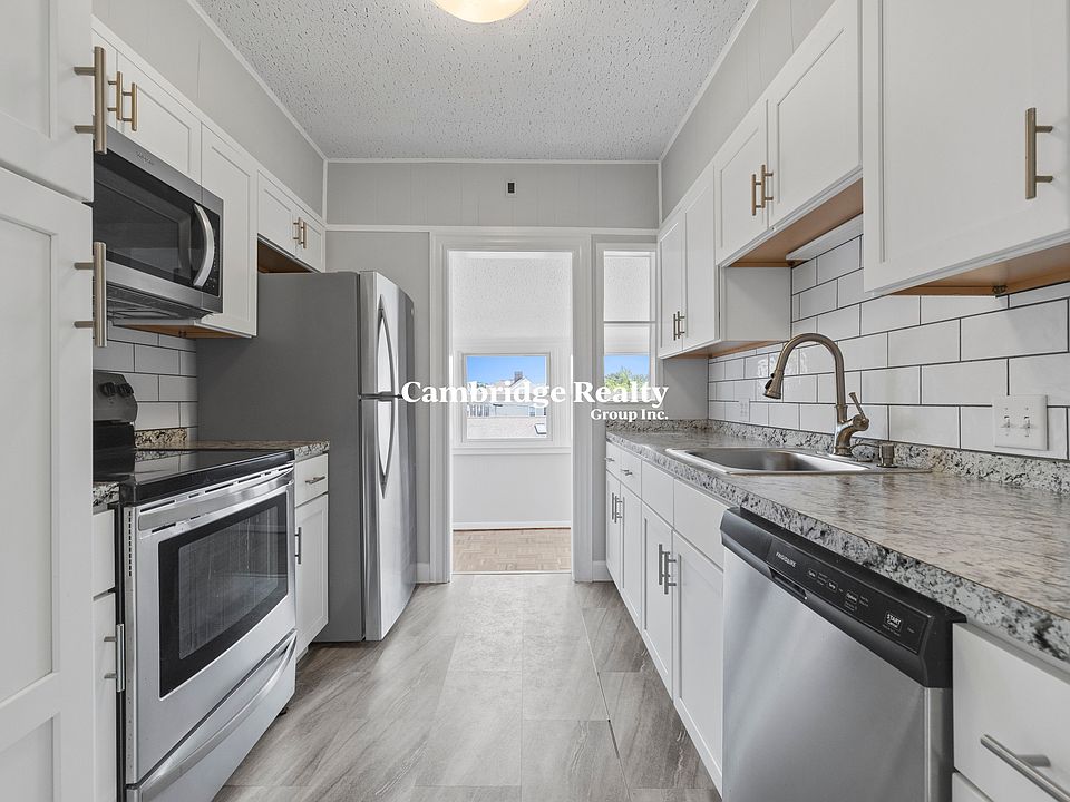 1st image of 14 Windsor Rd #2T