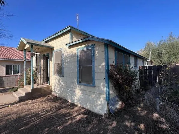 316 S L St, Dinuba, CA 93618