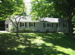 81 Hobby Dr, Ridgefield, CT 06877