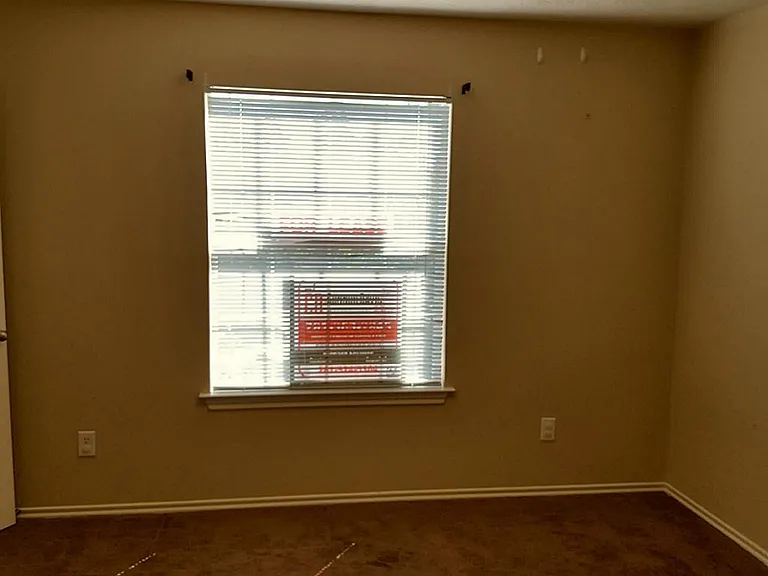111 Gallery Cove Ct — Photo 21