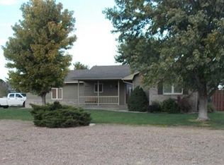 2210 Andover Dr, Garden City, KS 67846