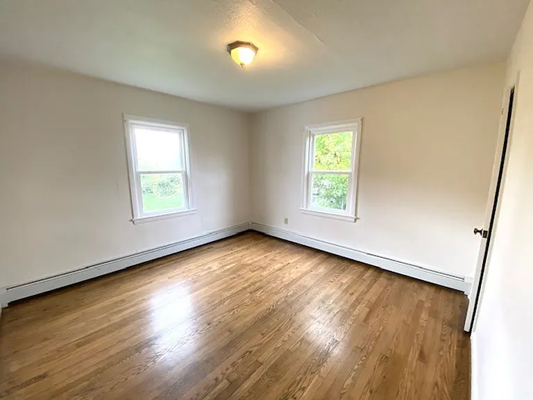 18427 Maugans Ave — Photo 13
